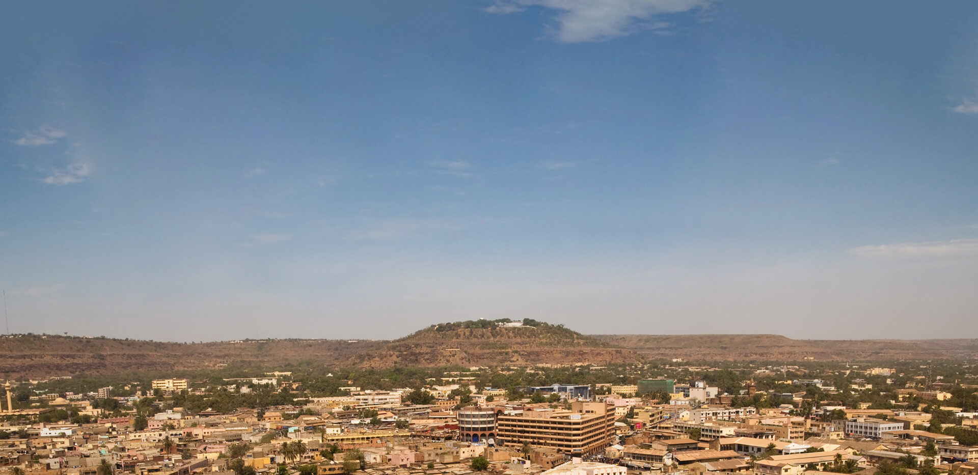 Die Mission muss weitergehen:
Hubschrauber Ersatzteile für Mali